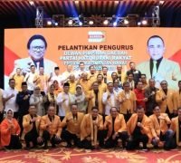 Gubernur Kalimantan Barat Ria Norsan menghadiri pelantikan DPD Partai Hanura Kalbar periode 2025–2030. (instagram.com/adpim.provkalbar)