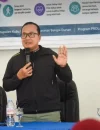 Bupati Kubu Raya Sujiwo menyampaikan arahan terkait pelayanan Puskesmas yang harus tetap berjalan saat hari libur.