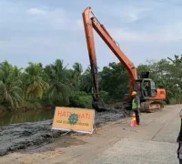 Lokasi pembangunan turap Sungai Itik di Kecamatan Sungai Kakap, Kubu Raya.