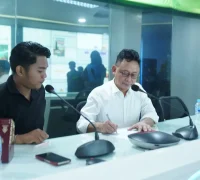 Wali Kota Pontianak Edi Rusdi Kamtono menerima audiensi Himpunan Mahasiswa Pontianak di Ruang Pontive Center.