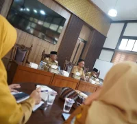 Pemkot Pontianak menyiapkan distribusi air bersih untuk menghadapi kemarau panjang.