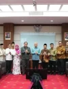 Sekda Kalbar Harisson bersama Bank Indonesia Kalbar dalam agenda Coffee Morning penguatan ekonomi syariah di Kantor Perwakilan Bank Indonesia Kalbar, Jumat (22/5/2026)