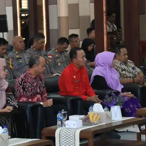 Wagub Krisantus Kurniawan menghadiri penyampaian Opini Ombudsman Republik Indonesia di Kantor Gubernur Kalbar, Jumat (13/2/2026).