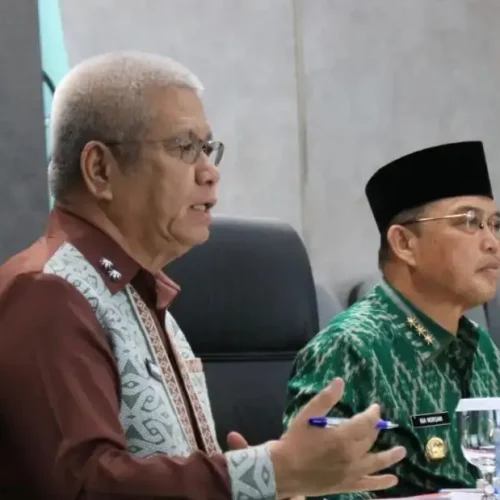 Gubernur Kalbar Ria Norsan mengikuti validasi pengukuran IPKD dari Kantor Gubernur Kalbar.