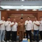 Gubernur Kalimantan Barat Ria Norsan menerima audiensi penangkar arwana untuk mendorong ekspor ikan siluk, (31/3/2026).