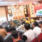 Bupati Kubu Raya Sujiwo menyampaikan penghentian aktivitas arang bakau di Batu Ampar demi menjaga ekosistem mangrove.