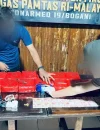 Barang bukti sabu seberat 13,3 kilogram dalam kemasan teh China yang digagalkan di perbatasan Kalimantan Barat. (Foto: Bea Cukai)