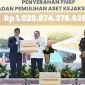 Jaksa Agung ST Burhanuddin menyerahkan hasil pemulihan aset Eddy Tansil senilai Rp51,6 miliar kepada Menteri Keuangan di BPA Fair 2026.