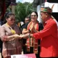 Wakil Gubernur Kalimantan Barat Krisantus Kurniawan menghadiri perayaan adat Gawia Sowa ke-186 masyarakat Dayak Bidayuh di Desa Jagoi, Bengkayang.