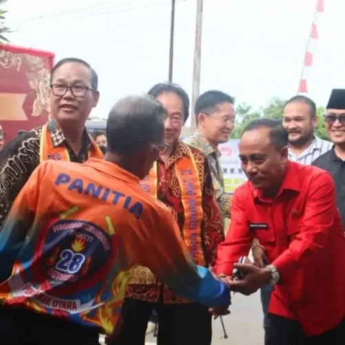 Wakil Gubernur Kalbar Krisantus Kurniawan menghadiri perayaan HUT ke-5 Damkar Bhakti 28 di Posko Utama Kota Pontianak.