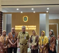 Sekda Kalbar Harisson menerima audiensi Kepala BKKBN Kalbar membahas peta jalan kependudukan dan Program MBG di Pontianak.