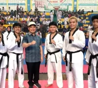 Ria Norsan membuka Piala Gubernur Super Champ Taekwondo Open Championship 3 Tahun 2026 di GOR Perbasi Pontianak.