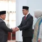 Gubernur Kalbar Ria Norsan melantik Hendra sebagai Pj Sekda Kalbar di Balai Petitih, Jumat (18/9/2026).