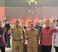 Wagub Kalbar Krisantus Kurniawan membuka Program PEKA BPJS Ketenagakerjaan di Pontianak.