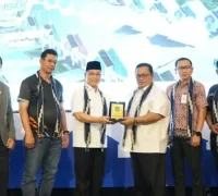 Gubernur Kalbar Ria Norsan membuka REI Kalbar Expo 2026 di Gaia Bumi Raya City Mall, Kubu Raya.