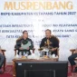 Gubernur Ria Norsan saat menghadiri Musrenbang RKPD di Ketapang.
