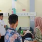 Wakil Bupati Sambas Heroaldi Djuhardi Alwi saat meninjau layanan RSUD Teluk Keramat, Rabu (4/2/2026).