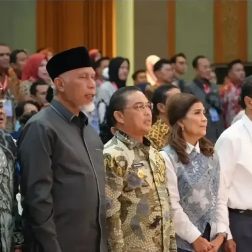 Gubernur Kalimantan Barat Ria Norsan menghadiri Raker APPSI di Lombok bersama para gubernur dan Wakil Menteri Dalam Negeri Bima Arya.