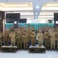 Gubernur Kalbar Ria Norsan memimpin Raker bersama bupati dan wali kota se-Kalbar di Aula Garuda Kantor Gubernur.
