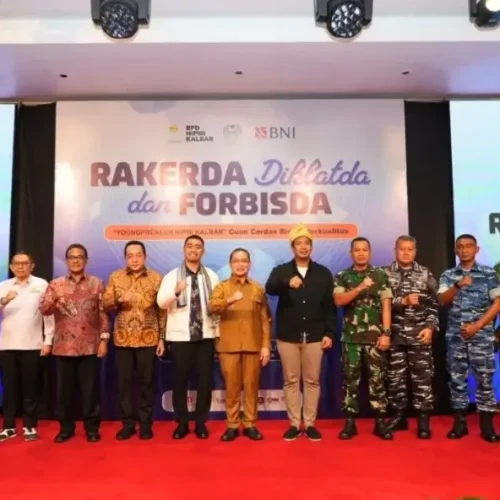 Gubernur Kalbar Ria Norsan saat menghadiri Rakerda, Diklatda, dan Forbisda HIPMI Kalbar 2026 di Kubu Raya.