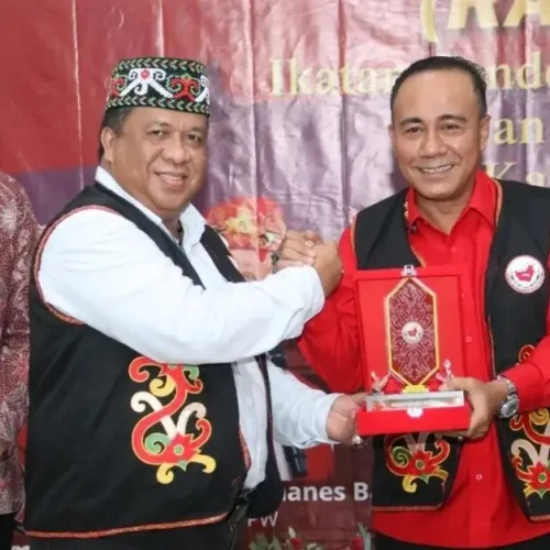 Wagub Kalbar Krisantus Kurniawan membuka Rakerwil I ICDN Kalimantan Barat di Hotel Dangau Kubu Raya.