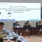 Gubernur Kalbar Ria Norsan memimpin Rapat Forkopimda Kalbar membahas karhutla dan krisis air di Balai Petitih Pontianak.