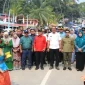 Wakil Gubernur Kalbar Krisantus Kurniawan menghadiri reaktivasi PLB Temajuk yang terhubung dengan Telok Melano, Sarawak, Malaysia.