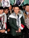 Menlu RI Sugiono menyambut kepulangan sembilan relawan Indonesia usai dibebaskan dari penahanan Israel di Bandara Soekarno-Hatta.