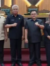 Sekda Kalbar Harisson menyampaikan penjelasan Raperda revisi Perda Pajak Daerah dan Retribusi Daerah dalam Rapat Paripurna DPRD Kalbar.