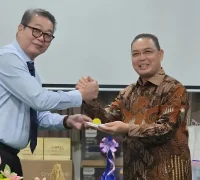 Gubernur Kalbar Ria Norsan menghadiri syukuran HUT ke-4 RS Medika Djaya di Pontianak dan mendorong peningkatan layanan menuju rumah sakit rujukan berkualitas.