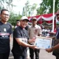 Gubernur Ria Norsan saat kunjungan ke Disnakertrans Kalbar pada May Day 2026 membahas perlindungan buruh.