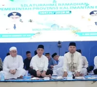 Gubernur Kalbar Ria Norsan saat Safari Ramadan di Pendopo Bupati Melawi, (23/2/2026).