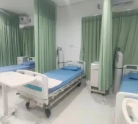 Pemprov Kalbar menyiagakan dua Rumah Oksigen gratis untuk warga terdampak kabut asap di Pontianak.