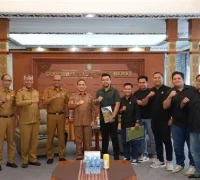 Gubernur Kalimantan Barat Ria Norsan menerima audiensi Li-Bapan terkait program Sabuk Hijau Khatulistiwa. (MC Kalbar)