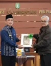 Gubernur Ria Norsan menerima Laporan Eksekutif Daerah Semester II 2025 dari BPKP Kalbar di Ruang Kerja Gubernur.