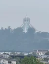 Kondisi kabut asap menyelimuti kawasan Kuching, Sarawak, saat kualitas udara memburuk.