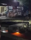 Mobil terjun ke parit di Jalan Parit Haji Husein I Pontianak usai Maghrib.