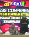 Konferensi pers Polri terkait identifikasi jenazah Surakhman, ABK KM Arupadatu 1 yang ditemukan di Pulau Enggano. (Foto: Polda Banten)
