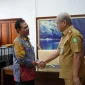 Sekda Kalbar, Harisson, (1) Sekda Kalbar Harisson bersama Kepala KPP Pratama Pontianak membahas percepatan pelaporan SPT dan penyerapan anggaran 2025 di Pontianak. (instagram.com/adpim.provkalbar)