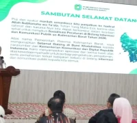 Sekda Kalbar Harisson membuka sosialisasi peraturan di bidang informasi dan komunikasi publik di Balai Petitih Kantor Gubernur Kalbar, Pontianak.
