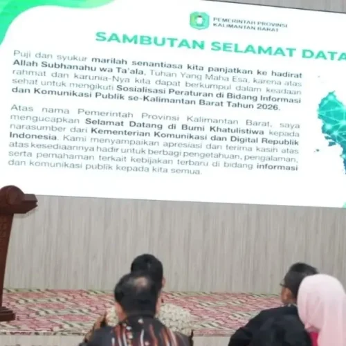 Sekda Kalbar Harisson membuka sosialisasi peraturan di bidang informasi dan komunikasi publik di Balai Petitih Kantor Gubernur Kalbar, Pontianak.