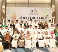 Sekda Kalbar Harisson bersama anggota KAHMI Kalbar menghadiri peringatan Maulid Nabi 1447 H di Hotel Novotel Pontianak. (instagram.com/adpim.provkalbar)