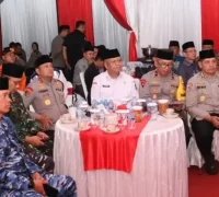 Sekda Kalbar Harisson hadiri doa lintas agama malam tahun baru. (instagram.com/adpim.provkalbar)