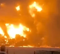 Serangan militer Amerika Serikat ke instalasi militer Iran yang memicu ketegangan di Timur Tengah dan mendorong kenaikan harga minyak dunia.