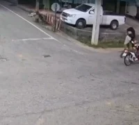 Serangan bersenjata yang menewaskan lima prajurit di Narathiwat, Thailand Selatan.