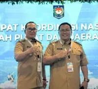Potret Bupati Sujiwo bersama Wakil Bupati Sukiryanto.
