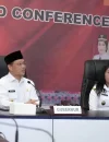 Gubernur Ria Norsan berbicara dalam kunjungan kerja di Kantor Bupati Sanggau, Rabu (25/2/2026).
