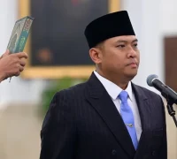 Presiden Prabowo Subianto melantik Sudaryono sebagai Kepala Badan Gizi Nasional (BGN) di Istana Negara, Jakarta.
