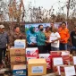 TP-PKK Kalbar menyalurkan bantuan logistik untuk warga dan petugas pemadam karhutla di Kapuas Hulu. (Res-Kapuas Hulu)