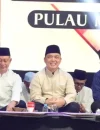 Gubernur Kalbar Ria Norsan bersama Ustadz Abdul Somad (UAS) dalam Tabligh Akbar di Kantor Gubernur Kalimantan Barat.
